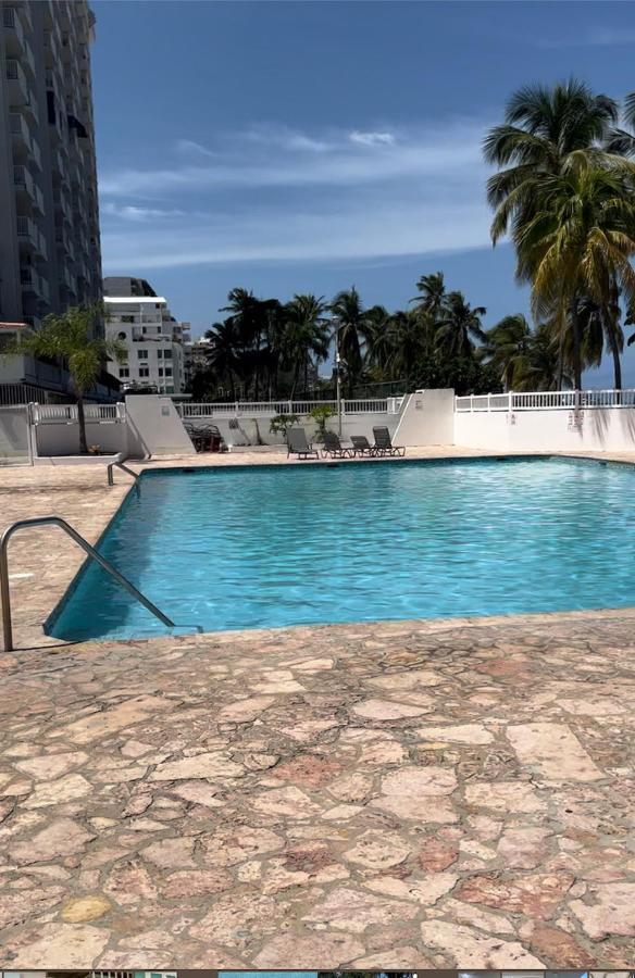 Isla Verde Frente A La Playa Y Piscina, Centrico Y Accesible 圣胡安 外观 照片