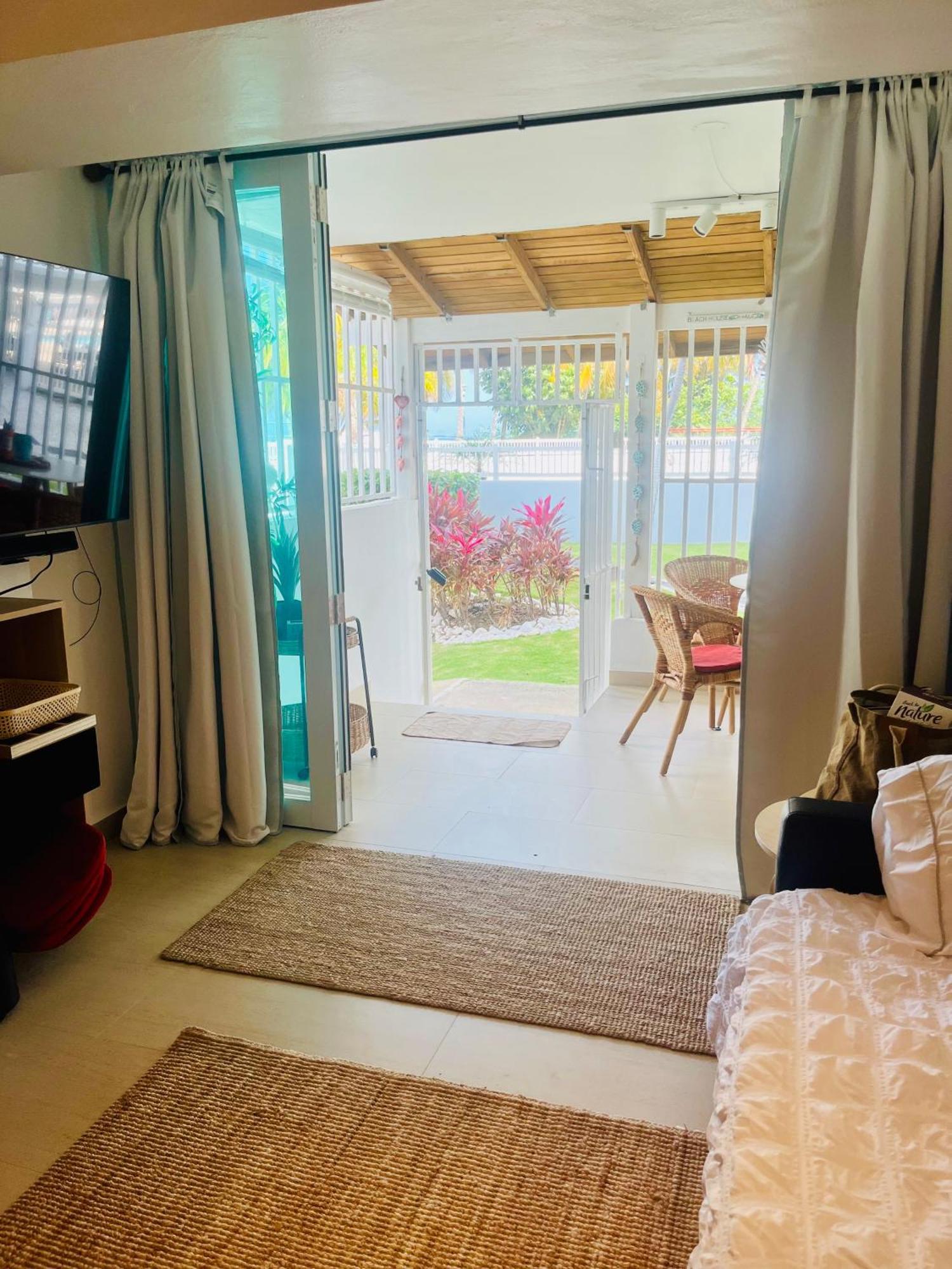 Isla Verde Frente A La Playa Y Piscina, Centrico Y Accesible 圣胡安 外观 照片